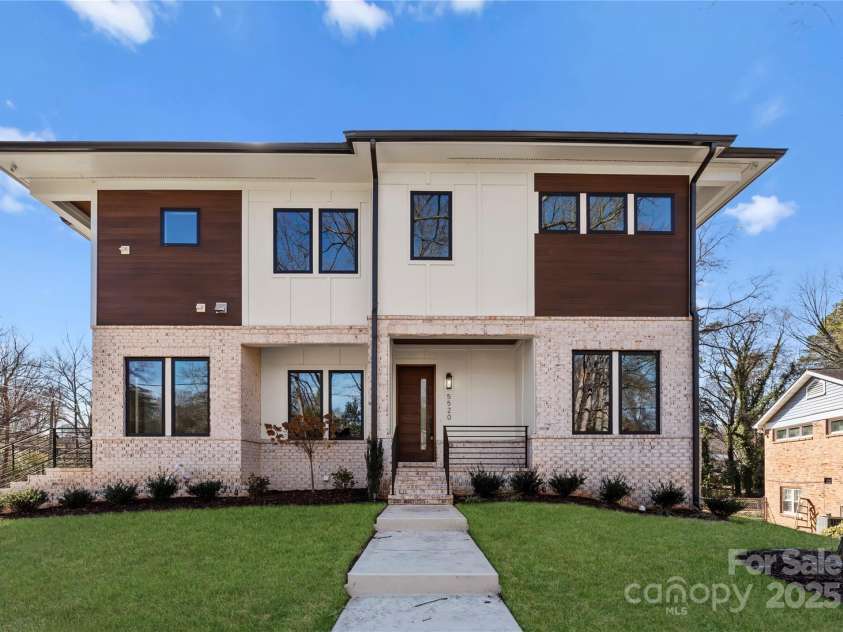 5520 Chedworth Drive, Charlotte, NC 28210.  MLS# CAR4222654, YatesRealty ID 34268. 