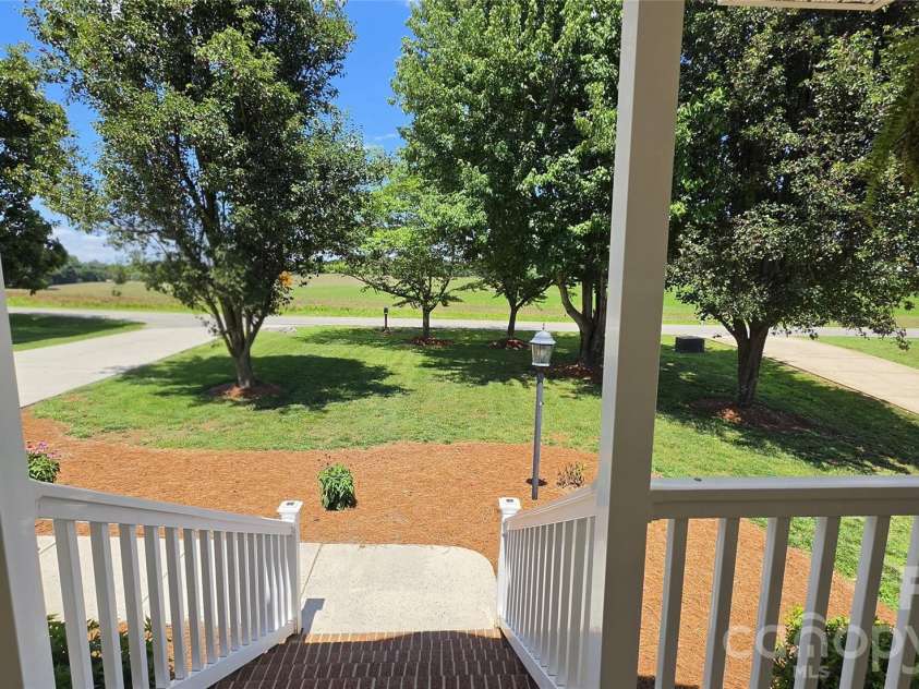 731 Jennings Road, Statesville, NC 28625.  MLS# CAR4393890, YatesRealty ID 34269. 