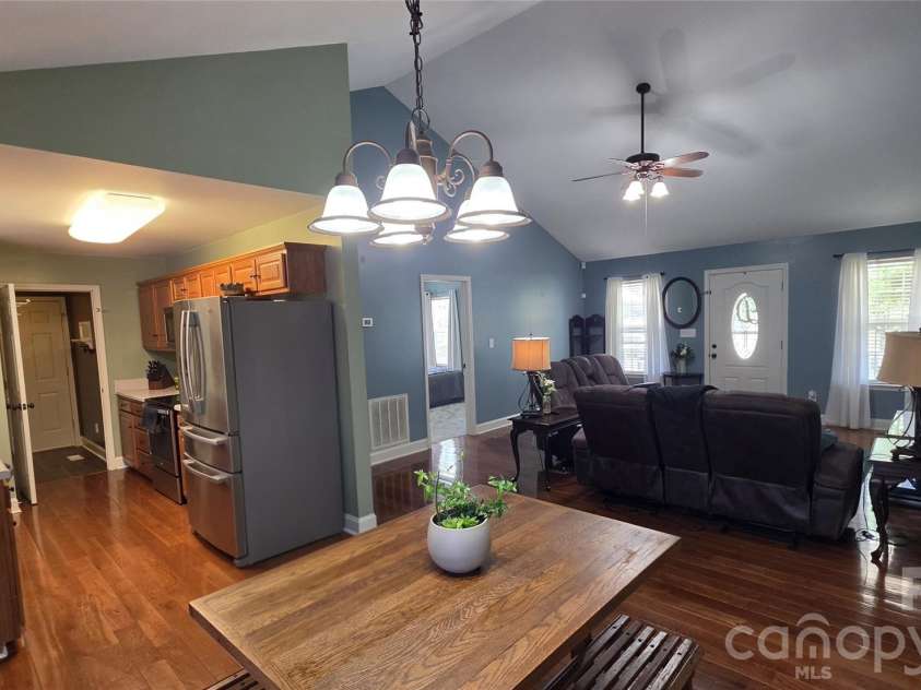 731 Jennings Road, Statesville, NC 28625.  MLS# CAR4393890, YatesRealty ID 34269. 