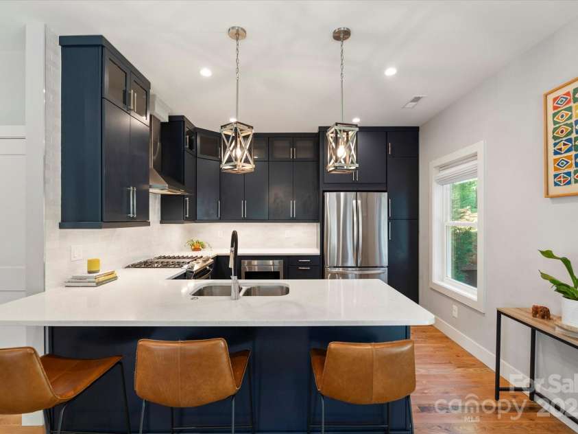 152 Joyner Avenue, Asheville, NC 28806.  MLS# CAR4302558, YatesRealty ID 3427. 