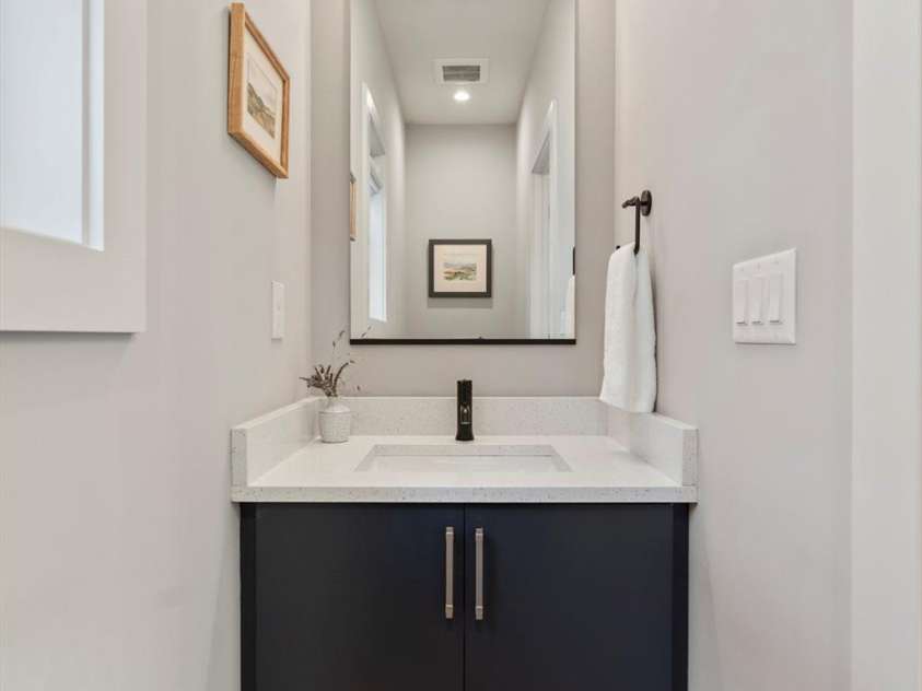 152 Joyner Avenue, Asheville, NC 28806.  MLS# CAR4302558, YatesRealty ID 3427. 