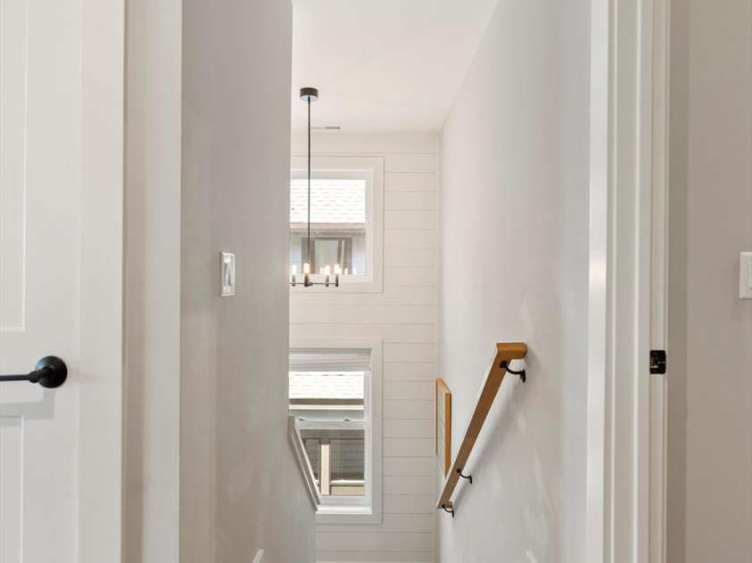 152 Joyner Avenue, Asheville, NC 28806.  MLS# CAR4302558, YatesRealty ID 3427. 