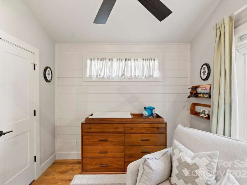 152 Joyner Avenue, Asheville, NC 28806.  MLS# CAR4302558, YatesRealty ID 3427. 