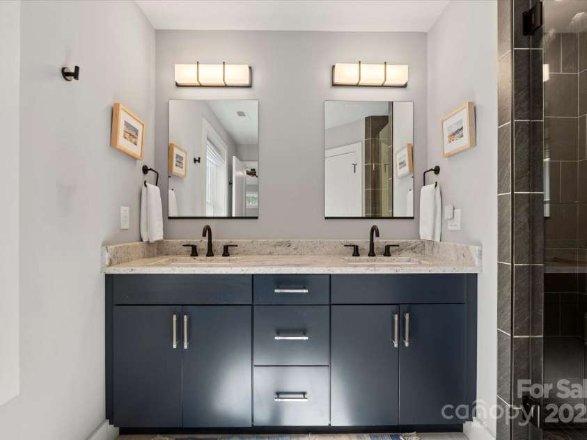 152 Joyner Avenue, Asheville, NC 28806.  MLS# CAR4302558, YatesRealty ID 3427. 