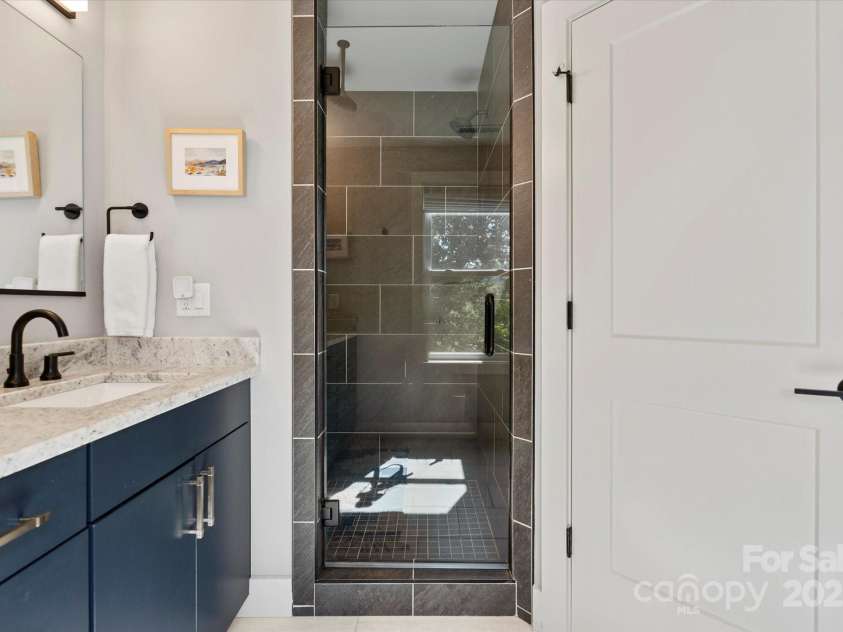 152 Joyner Avenue, Asheville, NC 28806.  MLS# CAR4302558, YatesRealty ID 3427. 