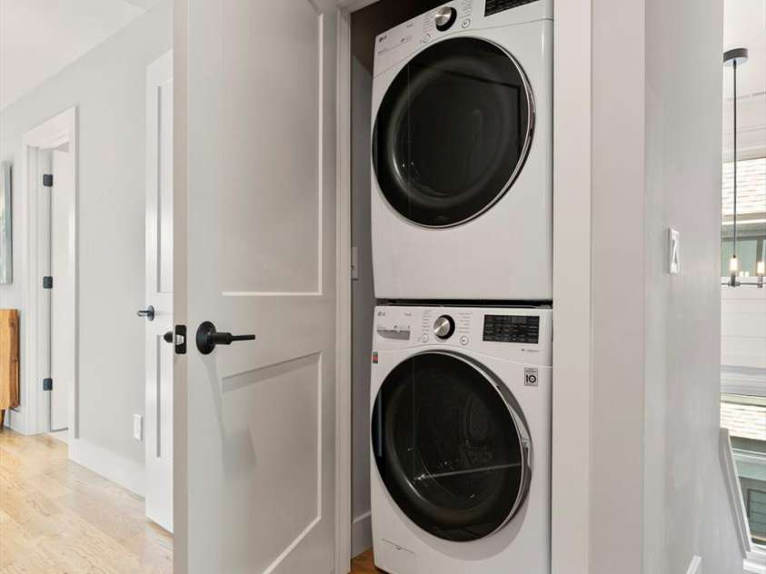 152 Joyner Avenue, Asheville, NC 28806.  MLS# CAR4302558, YatesRealty ID 3427. 