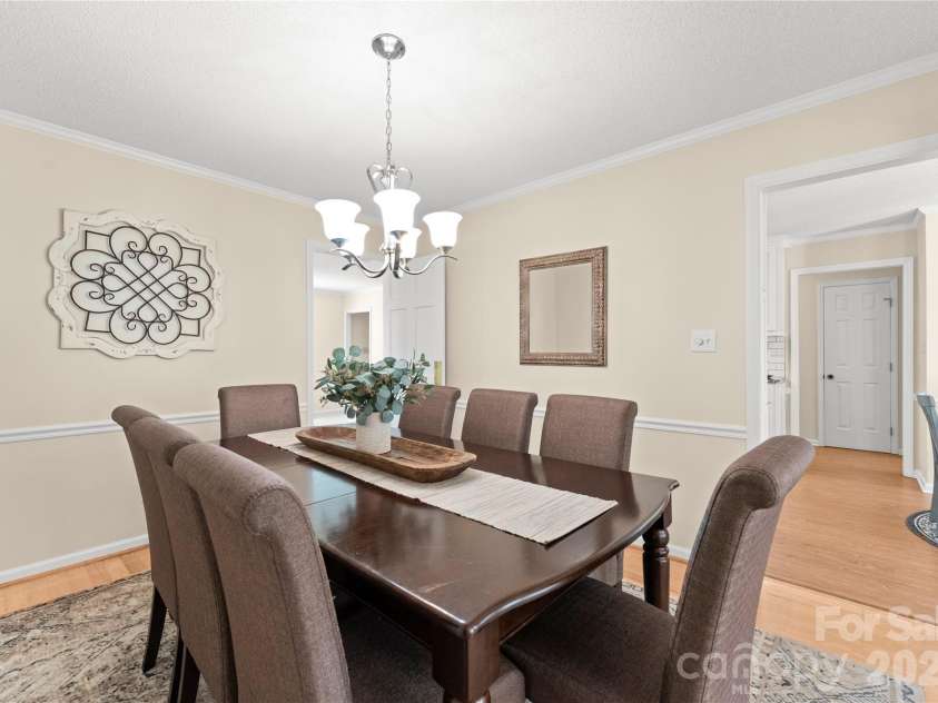39 Bowen Drive, Belmont, NC 28012.  MLS# CAR4353669, YatesRealty ID 3427. 