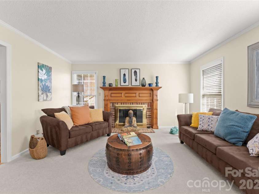39 Bowen Drive, Belmont, NC 28012.  MLS# CAR4353669, YatesRealty ID 3427. 