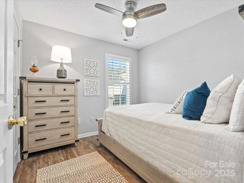 520 Fenton Place, Rock Hill, SC 29732.  MLS# CAR4282082, YatesRealty ID 34270. 