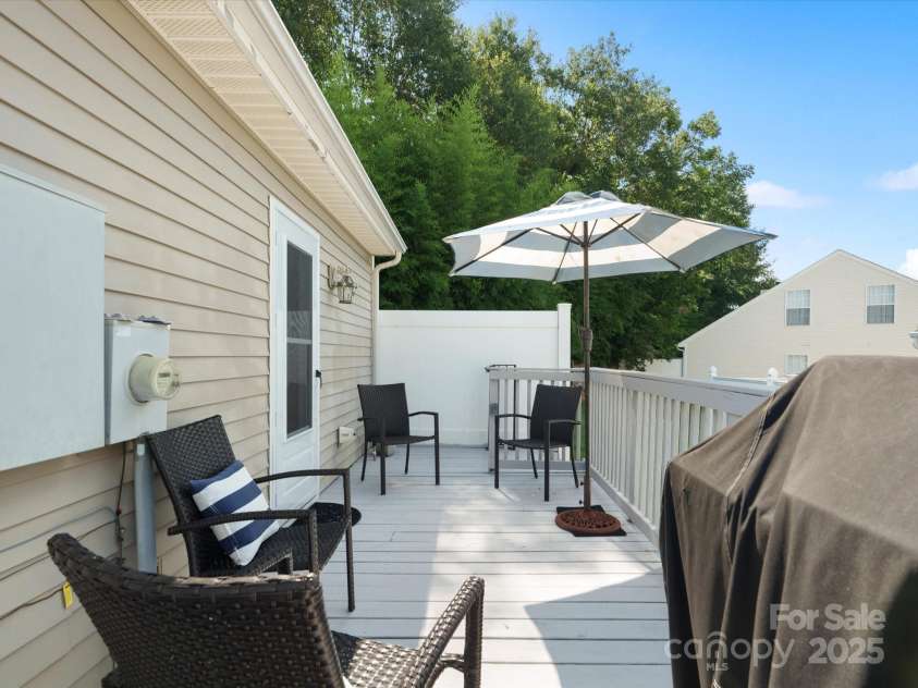 520 Fenton Place, Rock Hill, SC 29732.  MLS# CAR4282082, YatesRealty ID 34270. 