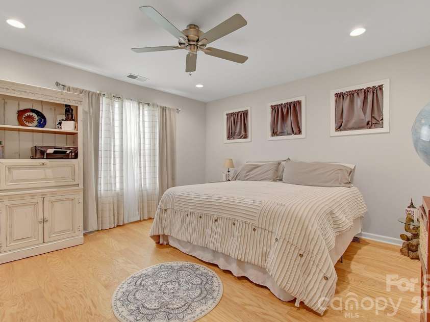777 High Street, Canton, NC 28716.  MLS# CAR4397764, YatesRealty ID 34270. Large Master Bedroom