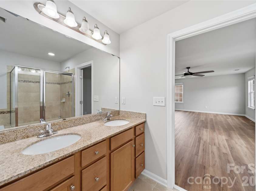 3611 English Garden Drive, Gastonia, NC 28056.  MLS# CAR4396302, YatesRealty ID 34271. 