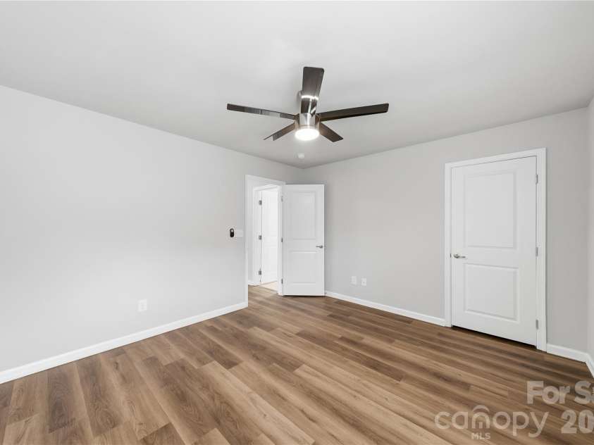 3611 English Garden Drive, Gastonia, NC 28056.  MLS# CAR4396302, YatesRealty ID 34271. 