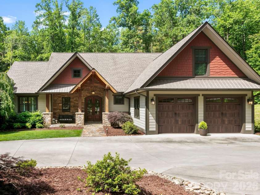 80 Highlander Falls Way, Zirconia, NC 28790.  MLS# CAR4392428, YatesRealty ID 34272. 