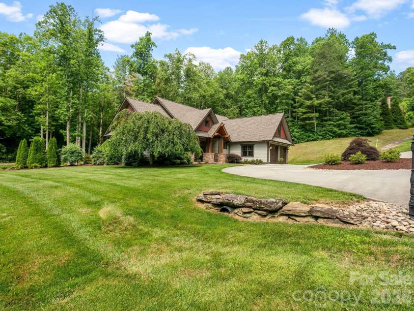80 Highlander Falls Way, Zirconia, NC 28790.  MLS# CAR4392428, YatesRealty ID 34272. 