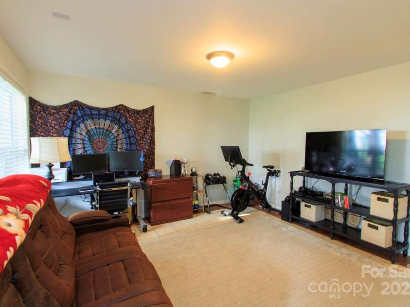 140 Rock Ridge Lane, Mount Holly, NC 28120.  MLS# CAR4282855, YatesRealty ID 34273. 