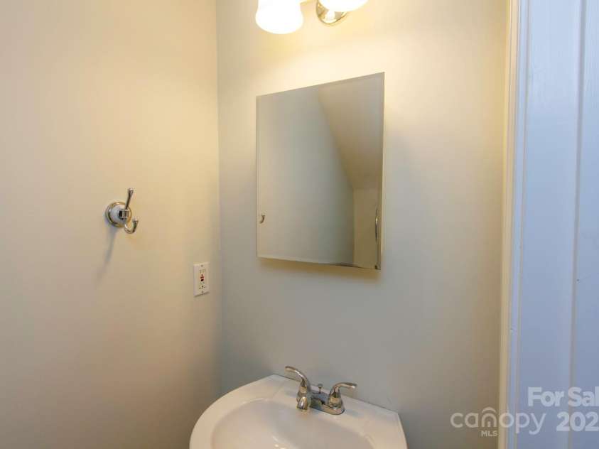 140 Rock Ridge Lane, Mount Holly, NC 28120.  MLS# CAR4282855, YatesRealty ID 34273. 