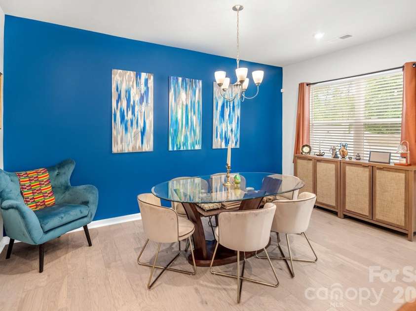 5308 Somerset Hill Lane, Charlotte, NC 28269.  MLS# CAR4378589, YatesRealty ID 34274. 