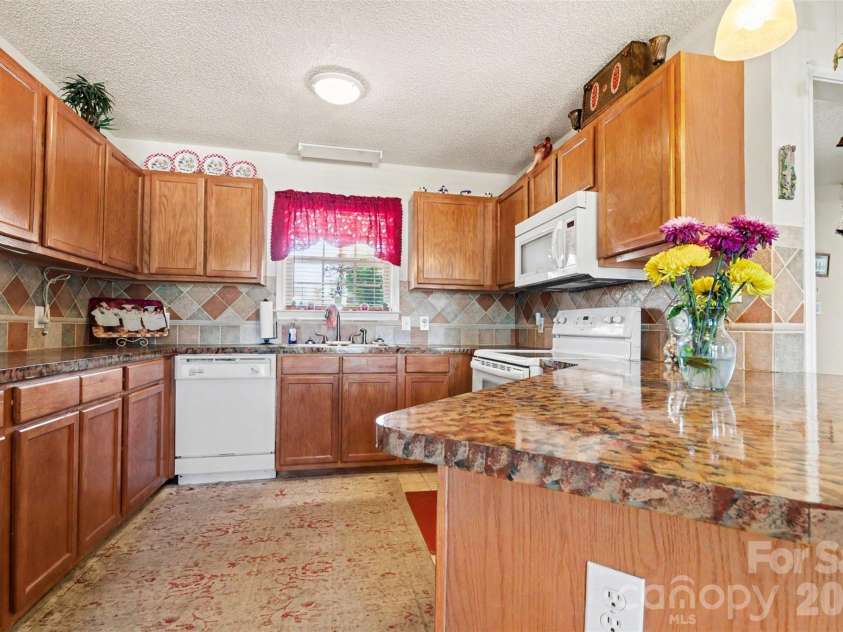 4008 Woodleigh Drive, Rock Hill, SC 29732.  MLS# CAR4352508, YatesRealty ID 34275. 