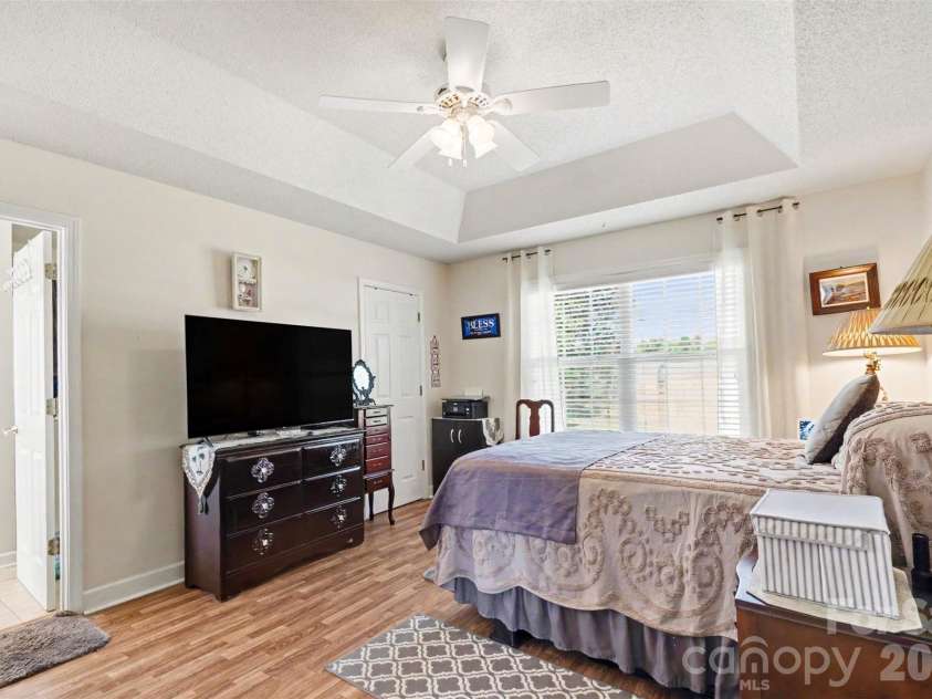 4008 Woodleigh Drive, Rock Hill, SC 29732.  MLS# CAR4352508, YatesRealty ID 34275. 