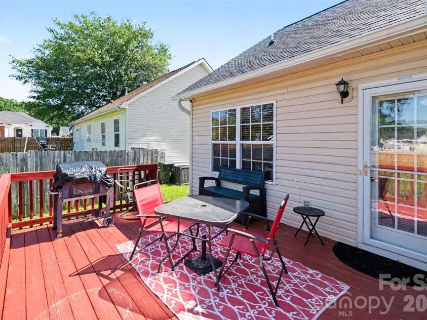 4008 Woodleigh Drive, Rock Hill, SC 29732.  MLS# CAR4352508, YatesRealty ID 34275. 