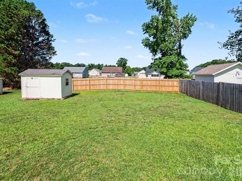 4008 Woodleigh Drive, Rock Hill, SC 29732.  MLS# CAR4352508, YatesRealty ID 34275. 