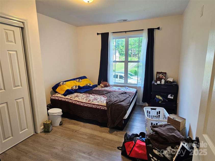 533-B Hill Street, Lenoir, NC 28645.  MLS# CAR4275769, YatesRealty ID 34277. 