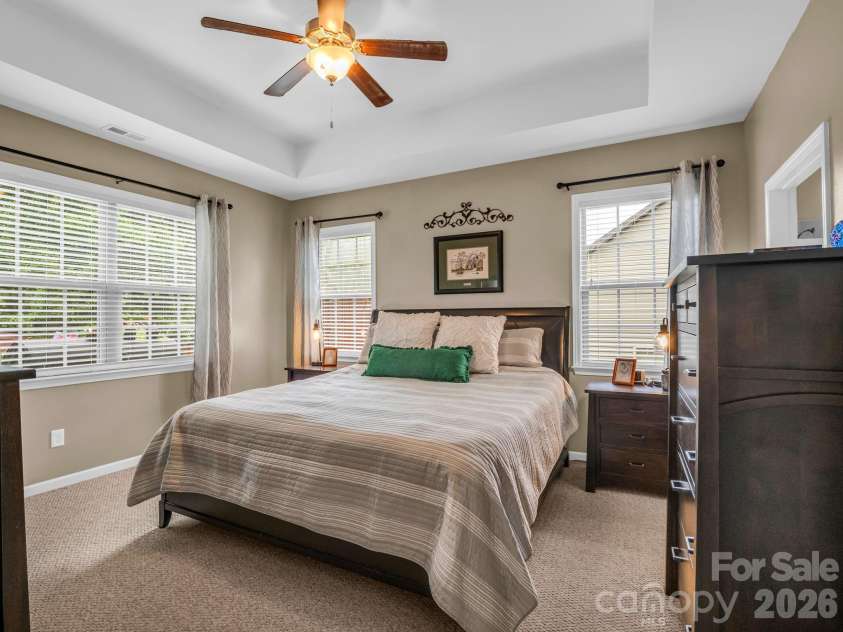 8 Mallard Run Drive, Arden, NC 28704.  MLS# CAR4395939, YatesRealty ID 34277. Bright and spacious main level primary bedroom.