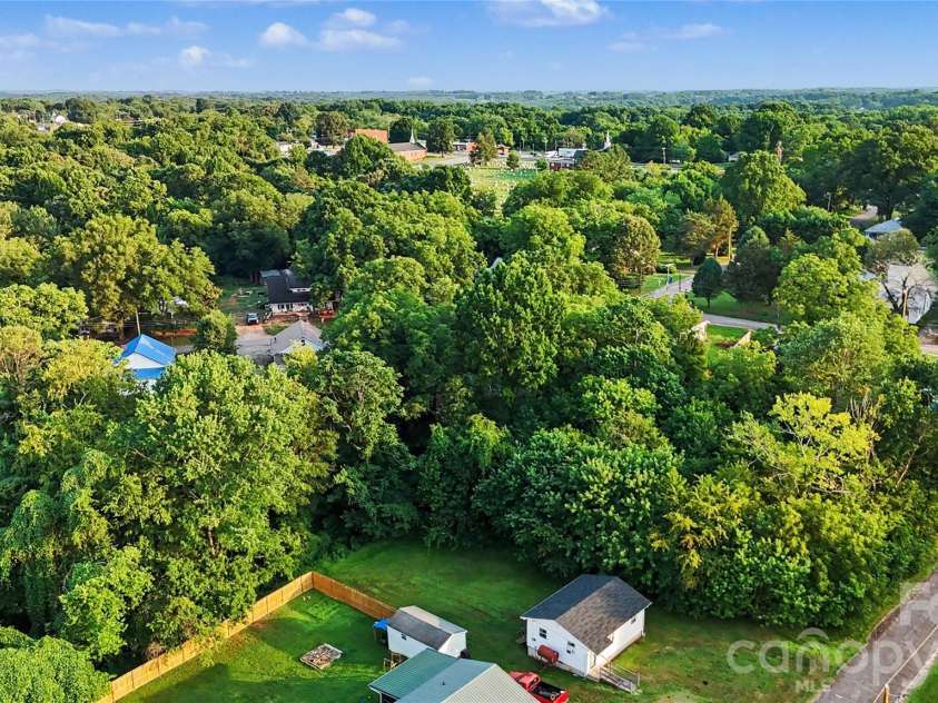 56 Jackson Lane, Stony Point, NC 28678.  MLS# CAR4397727, YatesRealty ID 34279. 