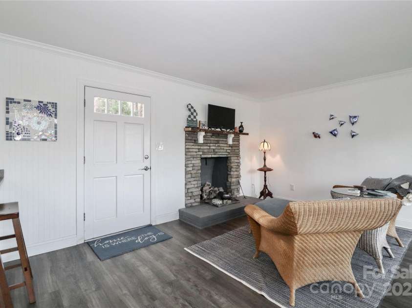 110 Fern Haven Lane, Mooresville, NC 28117.  MLS# CAR4202270, YatesRealty ID 3428. 