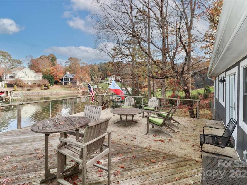 110 Fern Haven Lane, Mooresville, NC 28117.  MLS# CAR4202270, YatesRealty ID 3428. 