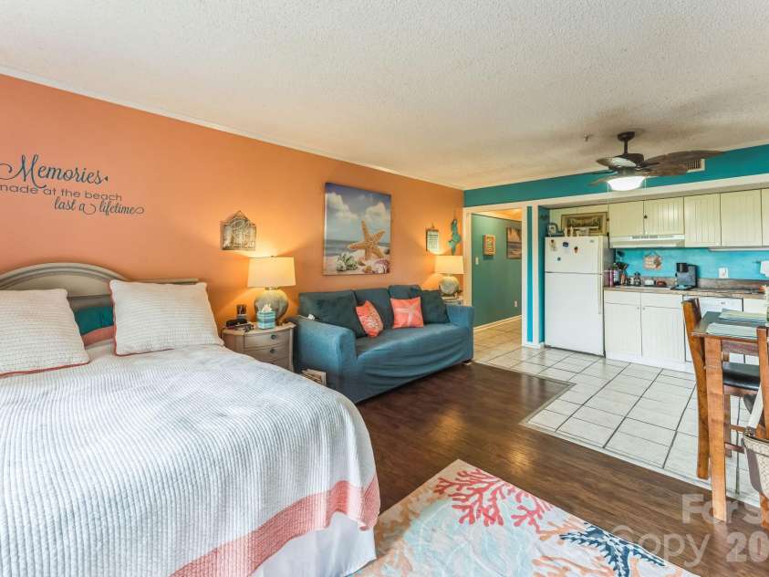 415 Ocean Creek Drive, Myrtle Beach, SC 29572.  MLS# CAR4251684, YatesRealty ID 3428. 