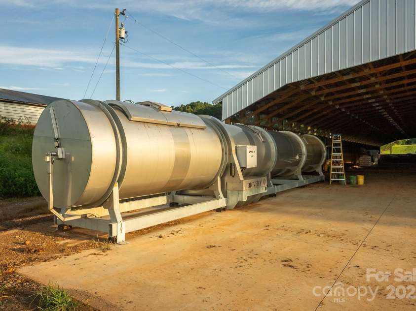 167 Buck Hollow Trail, Ararat, NC 27007.  MLS# CAR4295115, YatesRealty ID 34280. 