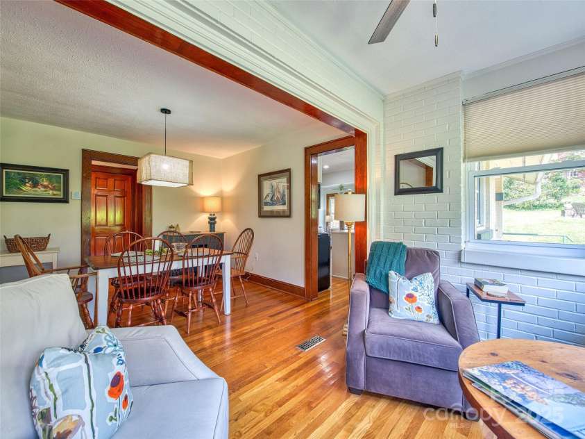 85 Marshall Street, Waynesville, NC 28786.  MLS# CAR4295858, YatesRealty ID 34281. 