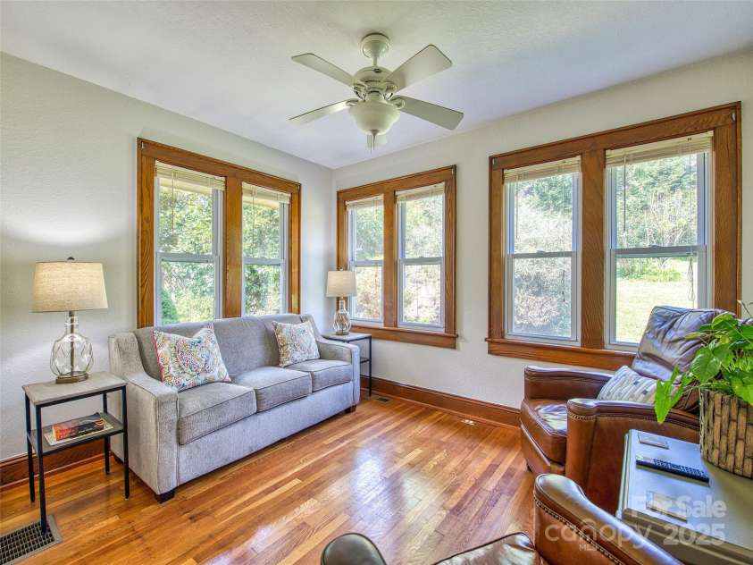 85 Marshall Street, Waynesville, NC 28786.  MLS# CAR4295858, YatesRealty ID 34281. 