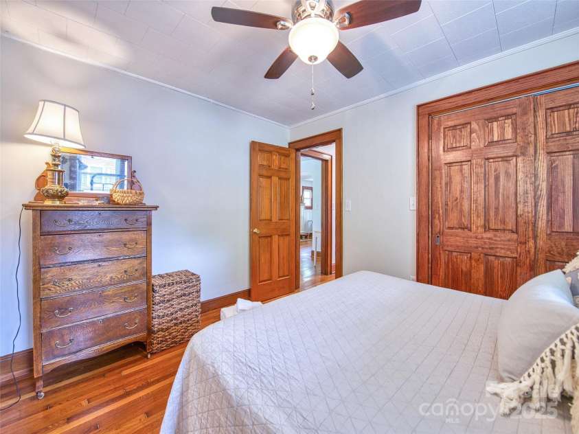 85 Marshall Street, Waynesville, NC 28786.  MLS# CAR4295858, YatesRealty ID 34281. 