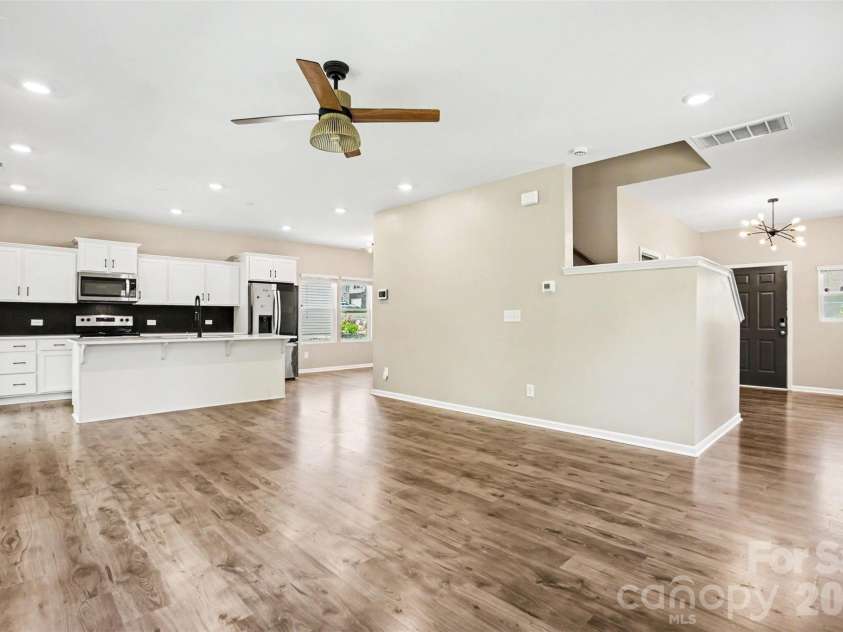 2501 Andes Drive, Statesville, NC 28625.  MLS# CAR4382074, YatesRealty ID 34283. 