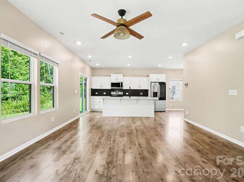 2501 Andes Drive, Statesville, NC 28625.  MLS# CAR4382074, YatesRealty ID 34283. 