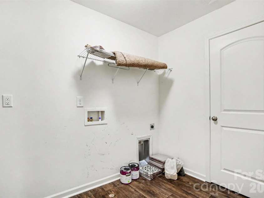 2501 Andes Drive, Statesville, NC 28625.  MLS# CAR4382074, YatesRealty ID 34283. 