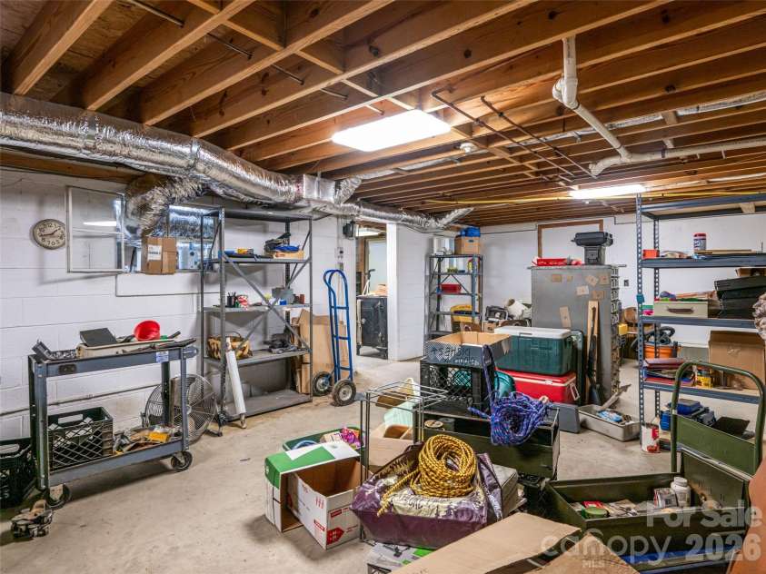 146 Fairmont Road, Candler, NC 28715.  MLS# CAR4378254, YatesRealty ID 34284. 