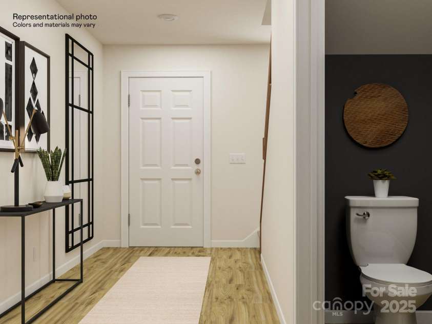 150 Oconee Trail, Statesville, NC 28625.  MLS# CAR4295944, YatesRealty ID 34285. Entryway