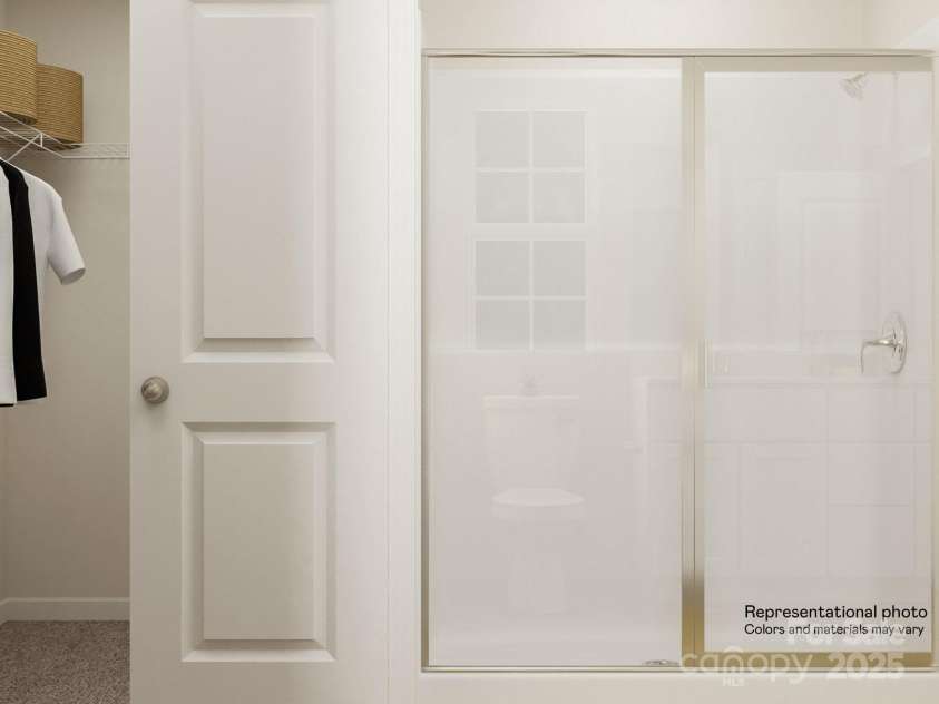 150 Oconee Trail, Statesville, NC 28625.  MLS# CAR4295944, YatesRealty ID 34285. Primary Bathroom