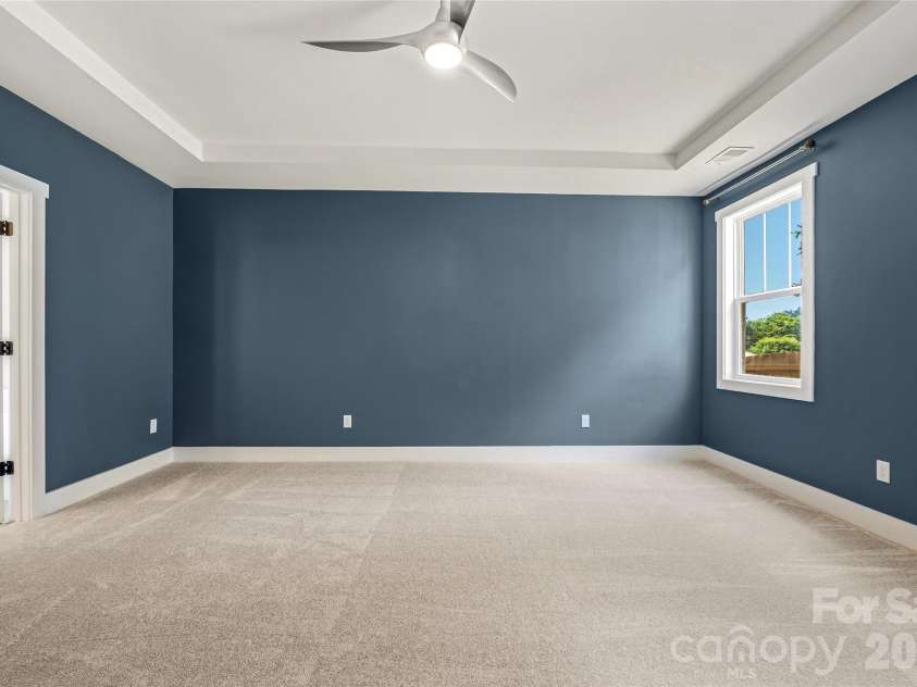 16 Henbit Way, Arden, NC 28704.  MLS# CAR4394506, YatesRealty ID 34286. Large Primary Suite with New carpet.