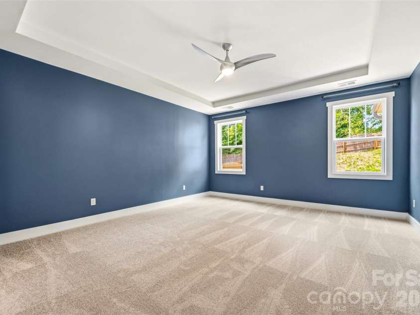 16 Henbit Way, Arden, NC 28704.  MLS# CAR4394506, YatesRealty ID 34286. Primary En-Suite main level. New carpet.