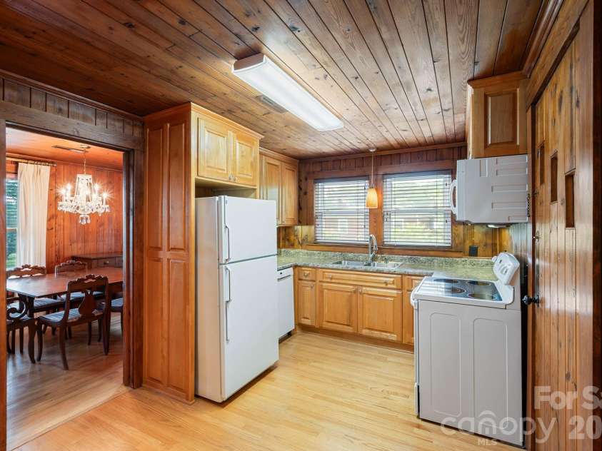 191 Thompson Road, Rutherfordton, NC 28139.  MLS# CAR4385123, YatesRealty ID 34287. 