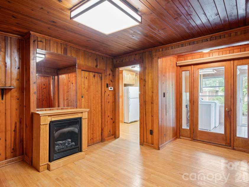191 Thompson Road, Rutherfordton, NC 28139.  MLS# CAR4385123, YatesRealty ID 34287. Den