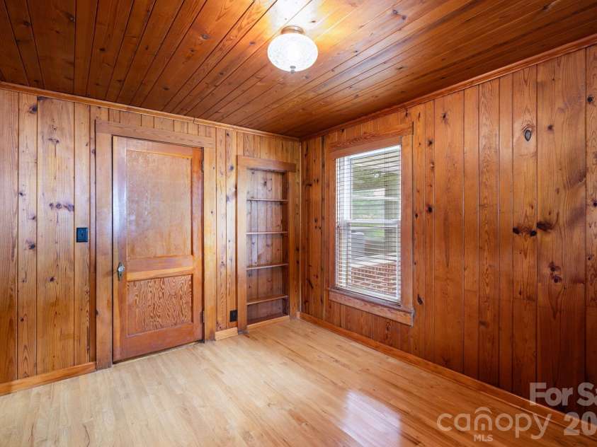191 Thompson Road, Rutherfordton, NC 28139.  MLS# CAR4385123, YatesRealty ID 34287. Study adjoining Primary BR