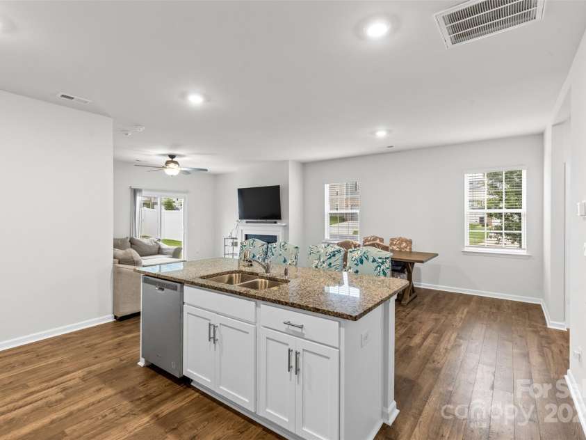 404 Misty Law Lane, Clover, SC 29710.  MLS# CAR4294184, YatesRealty ID 34287. 