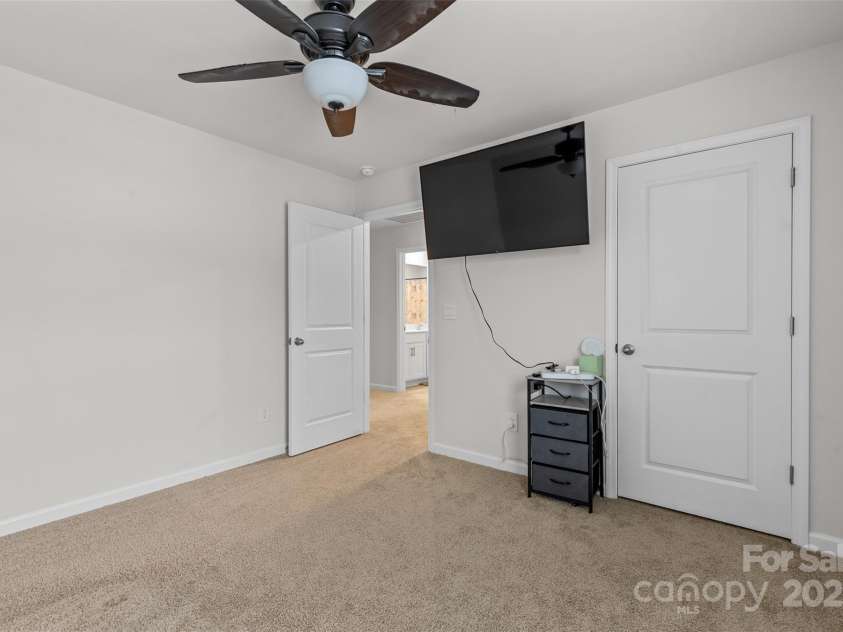 404 Misty Law Lane, Clover, SC 29710.  MLS# CAR4294184, YatesRealty ID 34287. 