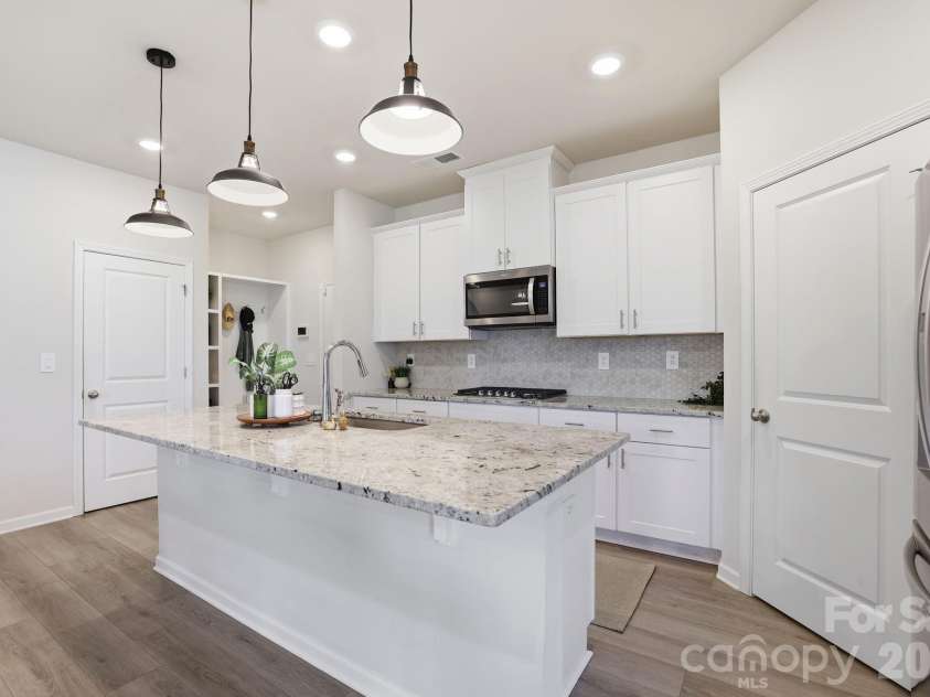 207 Orson Oaks Lane, Pineville, NC 28134.  MLS# CAR4390321, YatesRealty ID 34288. 